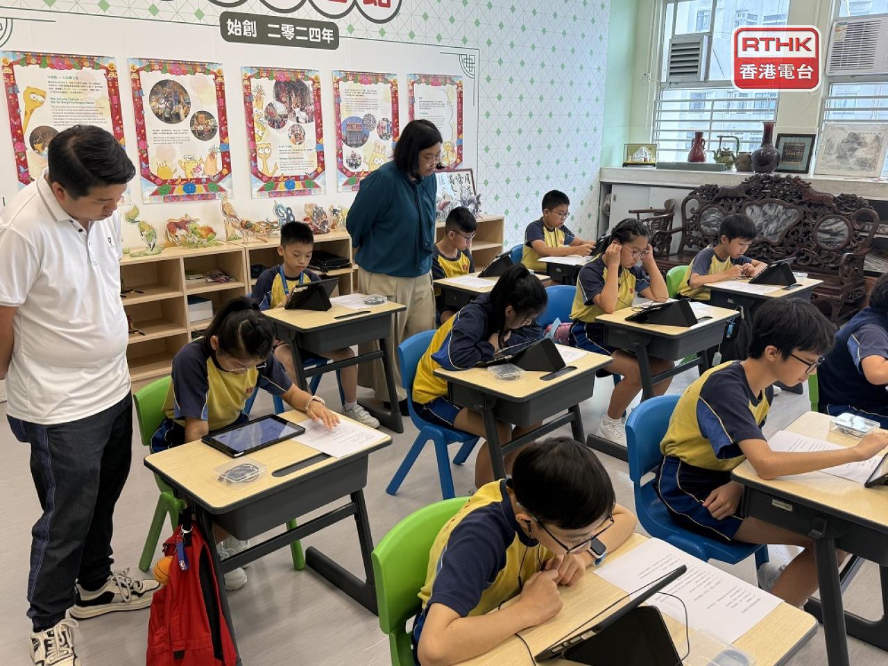 有小學引入聊天機械人講授抗日戰爭內容。(陳曉筠攝)