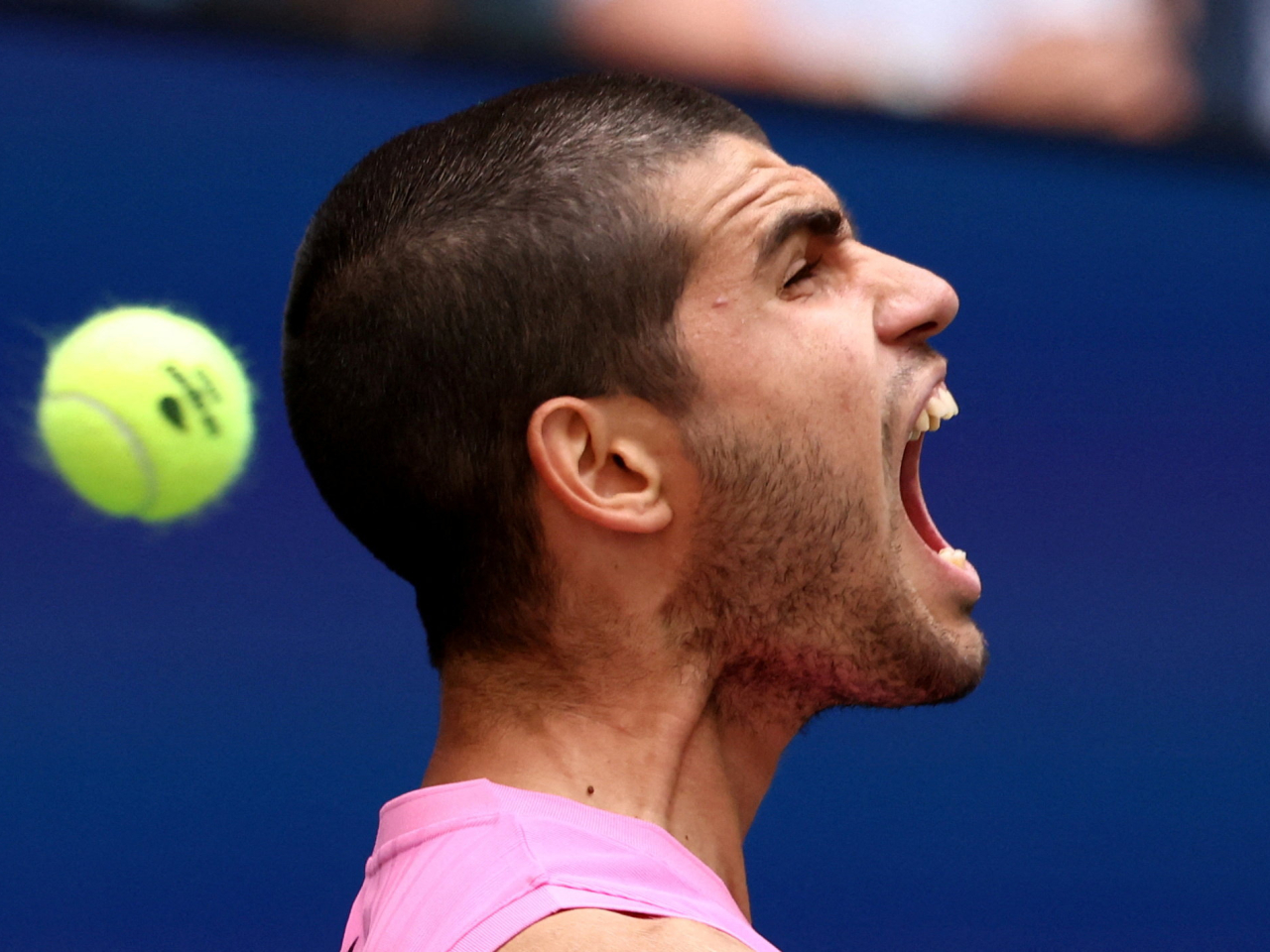 Alcaraz's win over Lehecka puts the Spaniard through to his first hard-court major semi-final in two years. Photo: Reuters