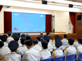 抗戰勝利80周年｜本港多個團體直播北京閱兵　有學生感自豪
