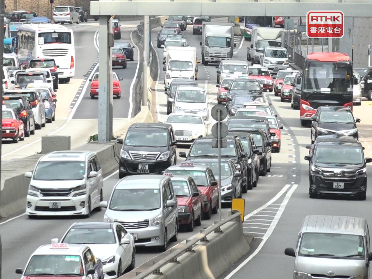 A bill governing ride hailing will be gazetted on Friday. Photo: RTHK
