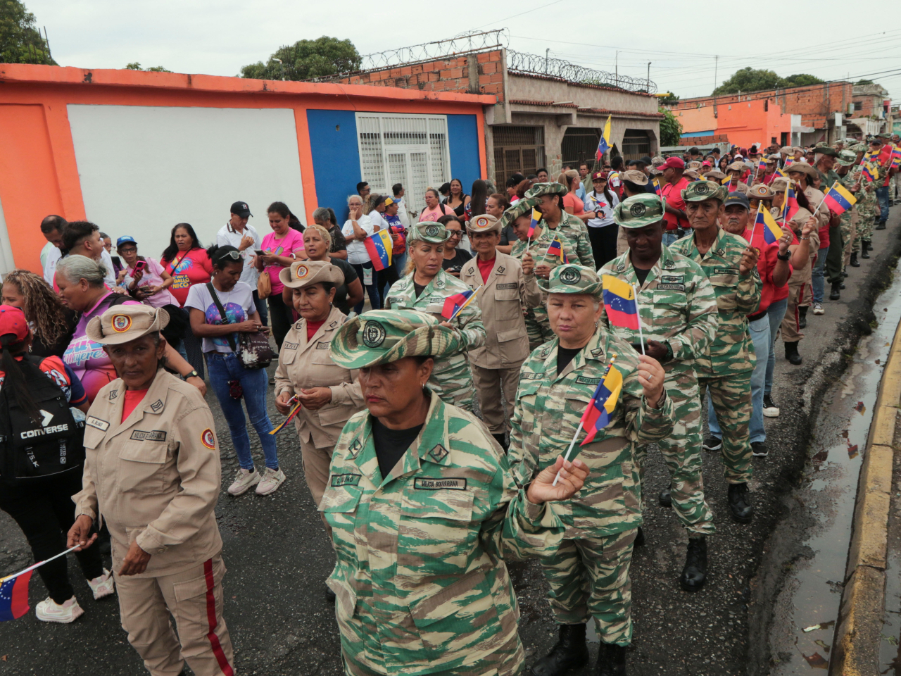 Militia members gather in Valencia in response to President Nicolas Maduro's call to defend national sovereignty. Photo: Reuters