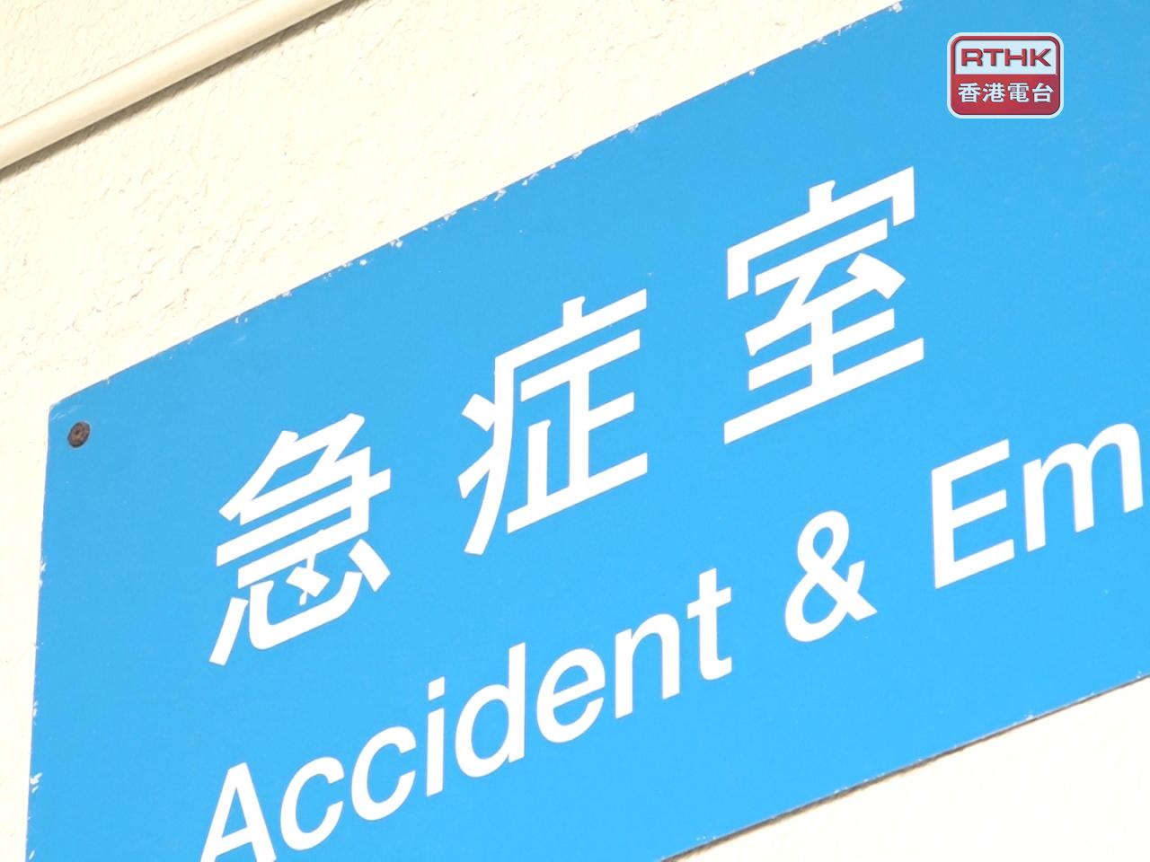 司機腳部受傷，送往聯合醫院治理。（港台圖片）