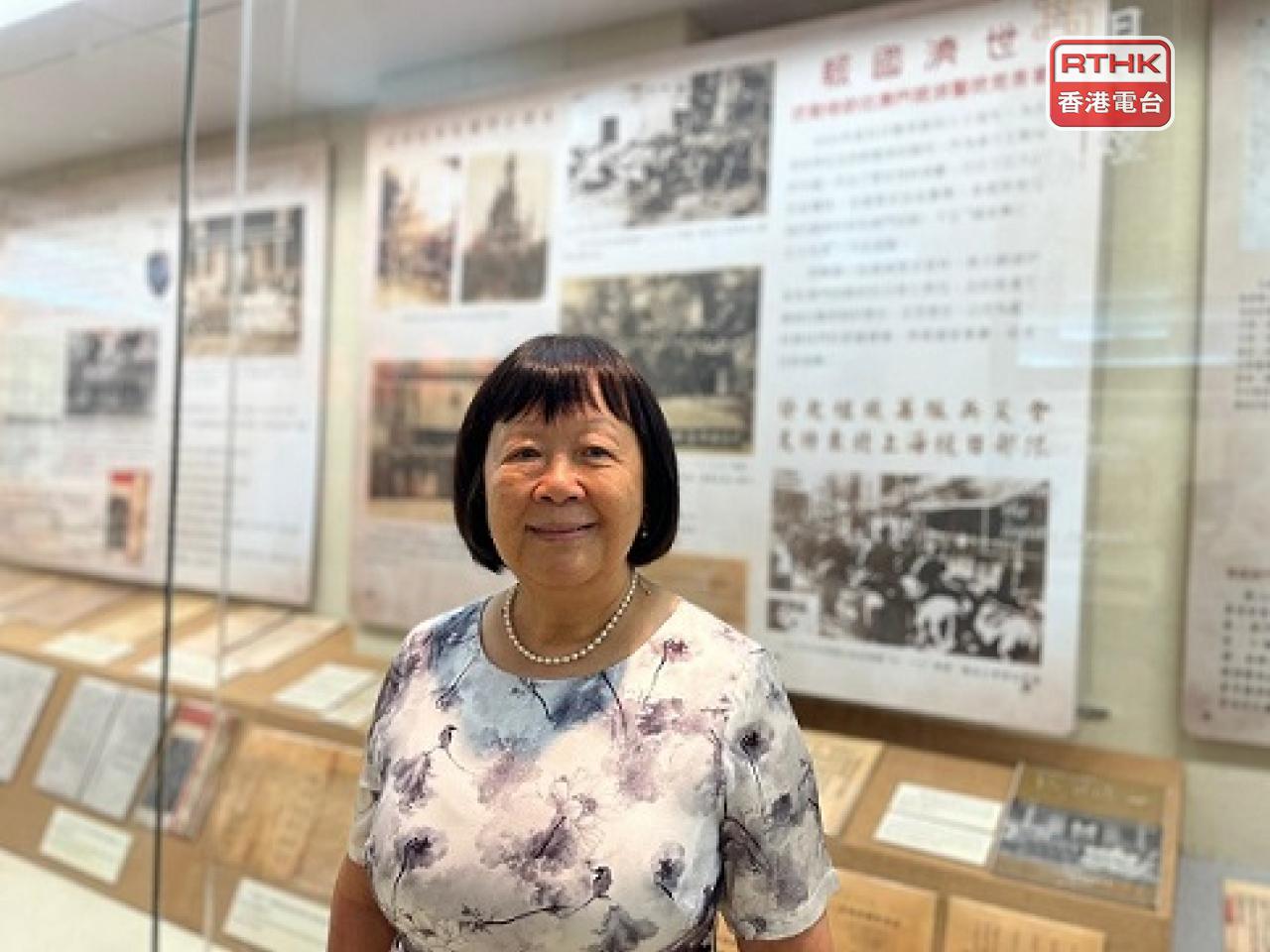 鏡湖醫院院長，鏡湖慈善會副理事長兼秘書長吳培娟表示，為配合抗戰80周年紀念已經調整了展品讓參觀者了解醫院及慈善會在這段歷史中的工作。（鄭月明攝）