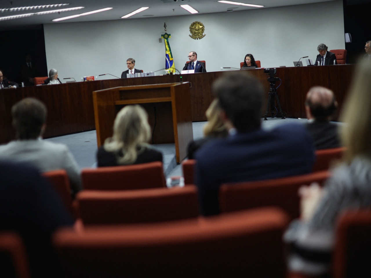 負責案件的五名法官近日逐一宣讀自己的裁決。（路透社）