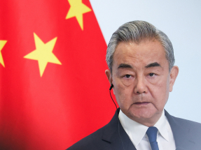 王毅說中方不參與、不策劃戰爭，做的事就是勸和促談。（路透社資料圖片）
