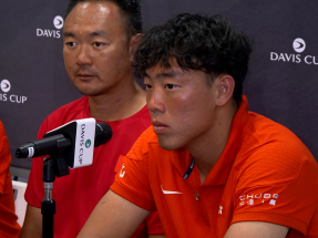 黃澤林在賽後記者會表示，今次勝出並不容易，尤其是雙打賽事期間非常刺激。（梁禎祥攝）