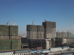 內地今年首8個月固定資產投資按年增長0.5%，撇除房地產開發投資後增速達4.2%。（新華社資料圖片）