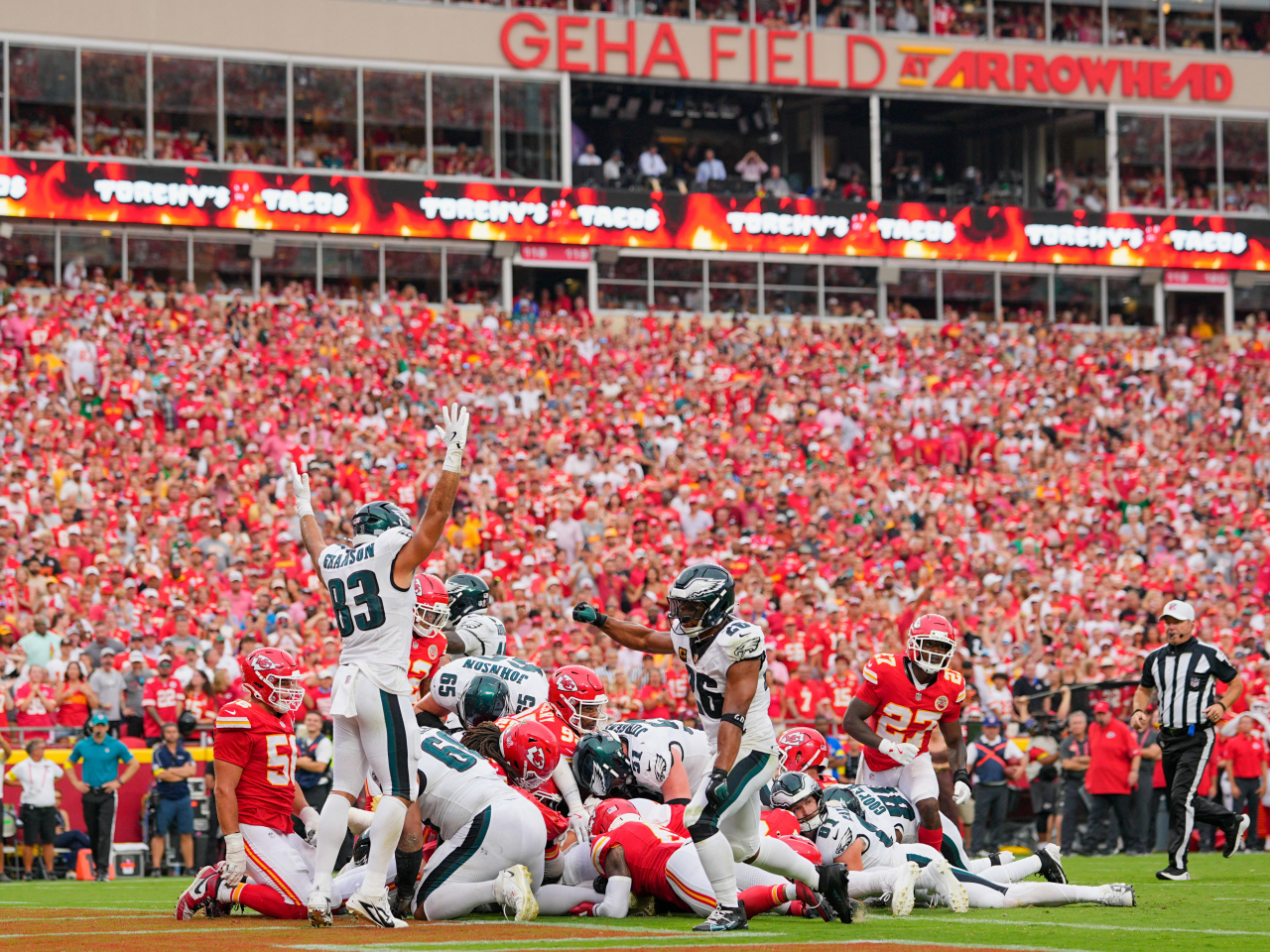 The Philadelphia Eagles celebrate after scoring a touchdown against the Kansas City Chiefs in the fourth quarter. Photo: Reuters