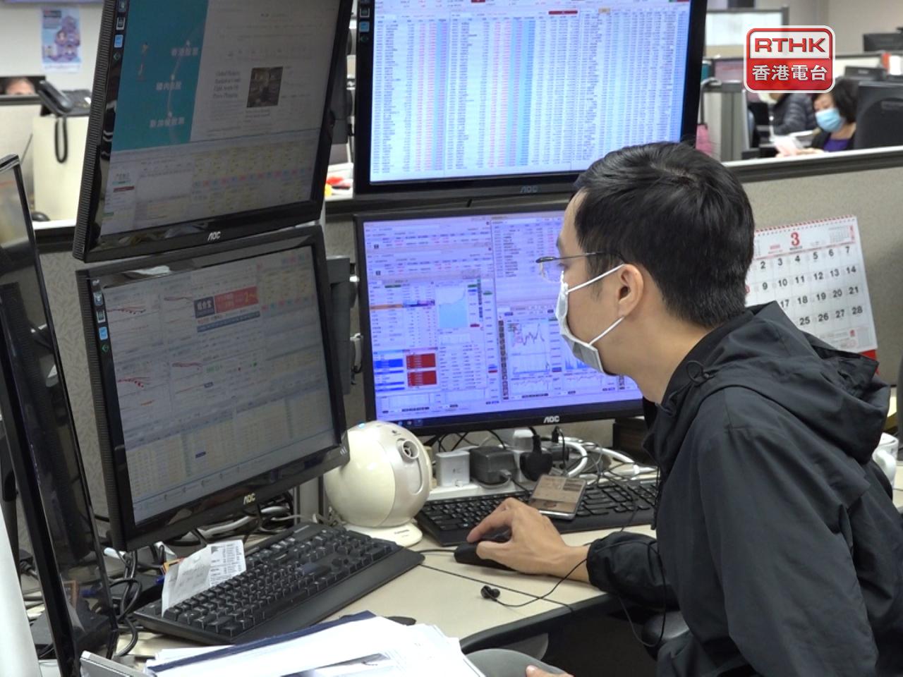 李家超表示，政府會全力發揮香港制度優勢，鞏固國際中心地位。（港台圖片）