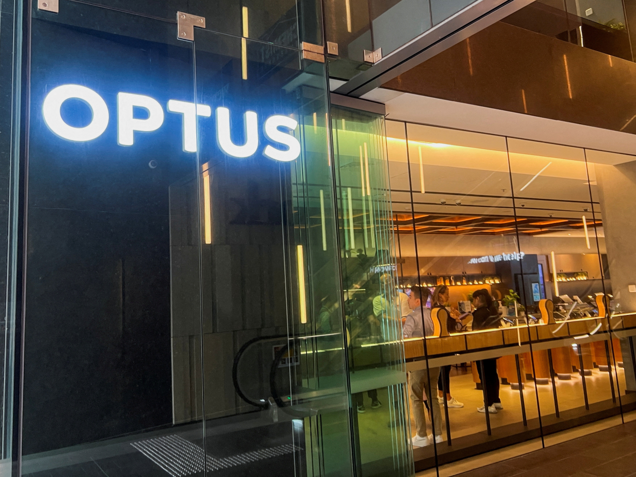 Optus says the network outage occurred during a regular firewall update and there were no alarms to alert it that some emergency calls were not coming through. File photo: Reuters