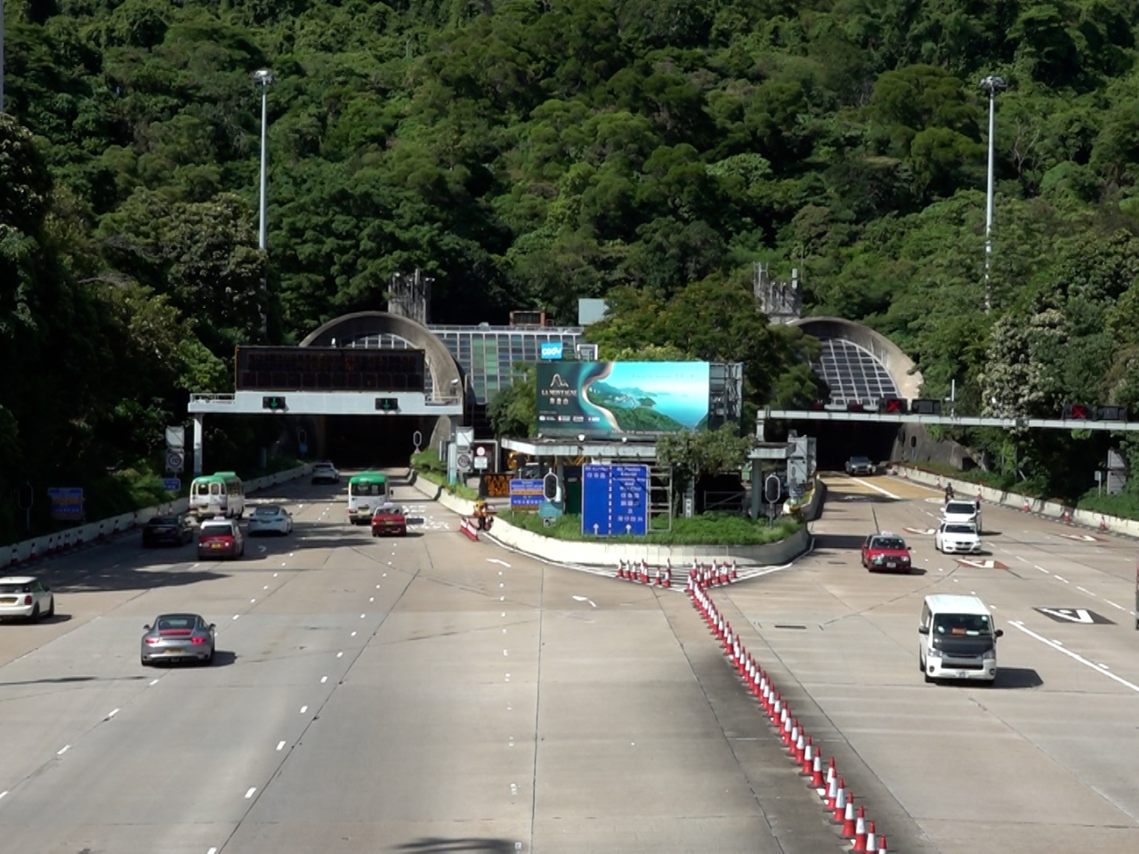 The new tolls take effect on Sunday. File photo: RTHK