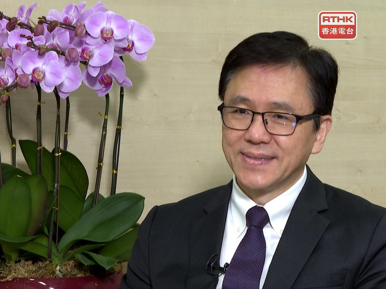 孫東提到，特區政府扶植的企業，從去年的200多家已增加至今年近500家。（港台圖片）
