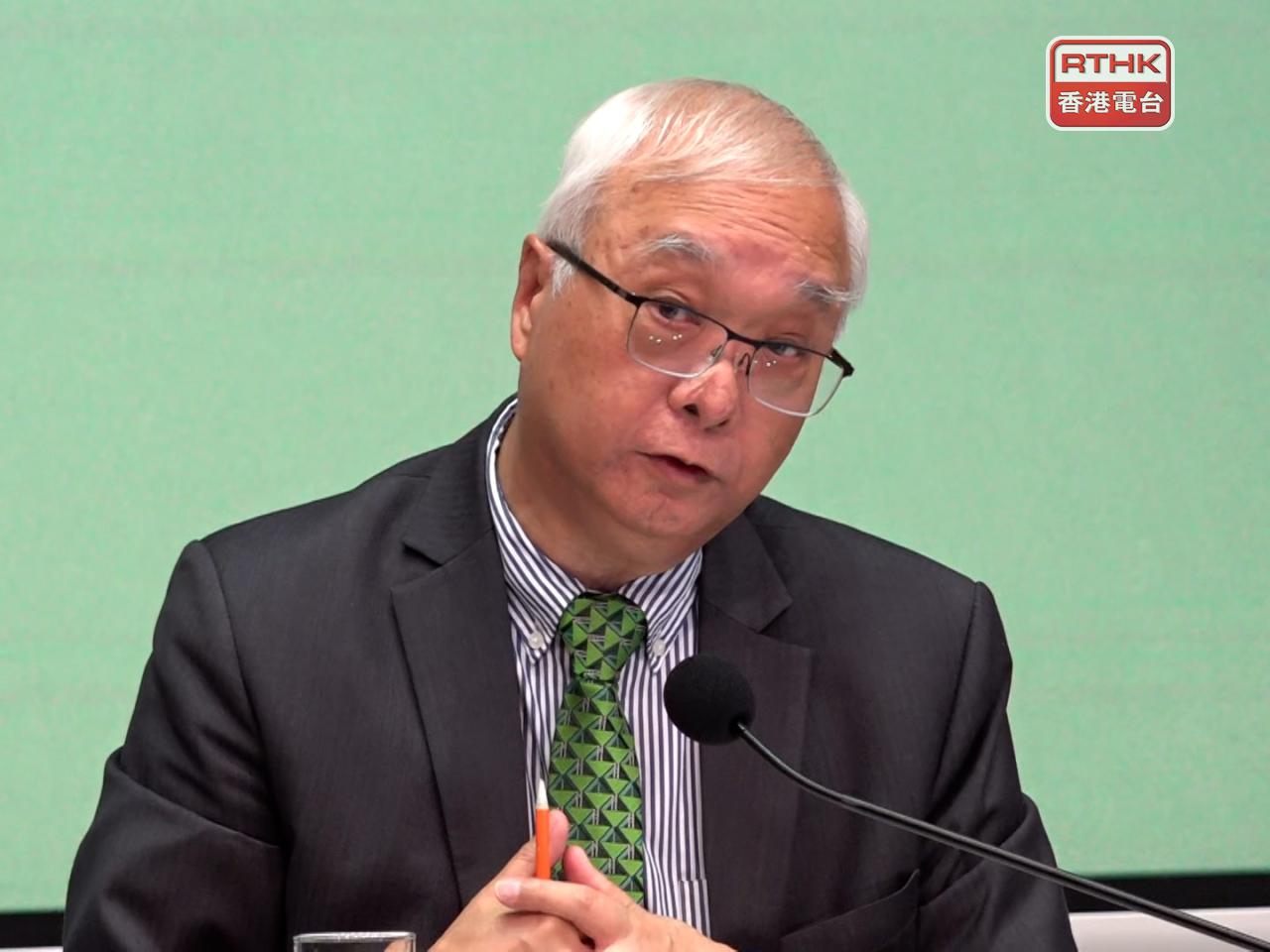 謝展寰期望，明年年中批出首輪有關申請。（林紹鋒攝）