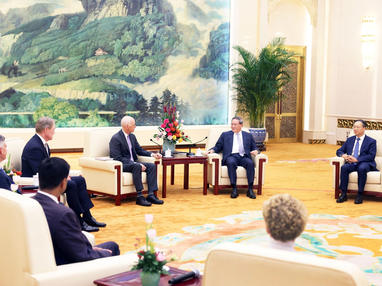Premier Li Qiang met the visiting delegation of US Congressmen at the Great Hall of the People in Beijing on Sunday. Photo: Xinhua