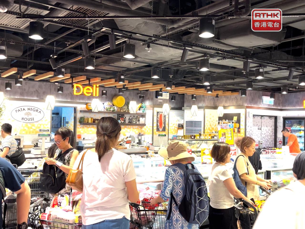 8月份消費物價指數上升1.1%，較7月份的相應升幅1%略高。（陳韋丞攝）