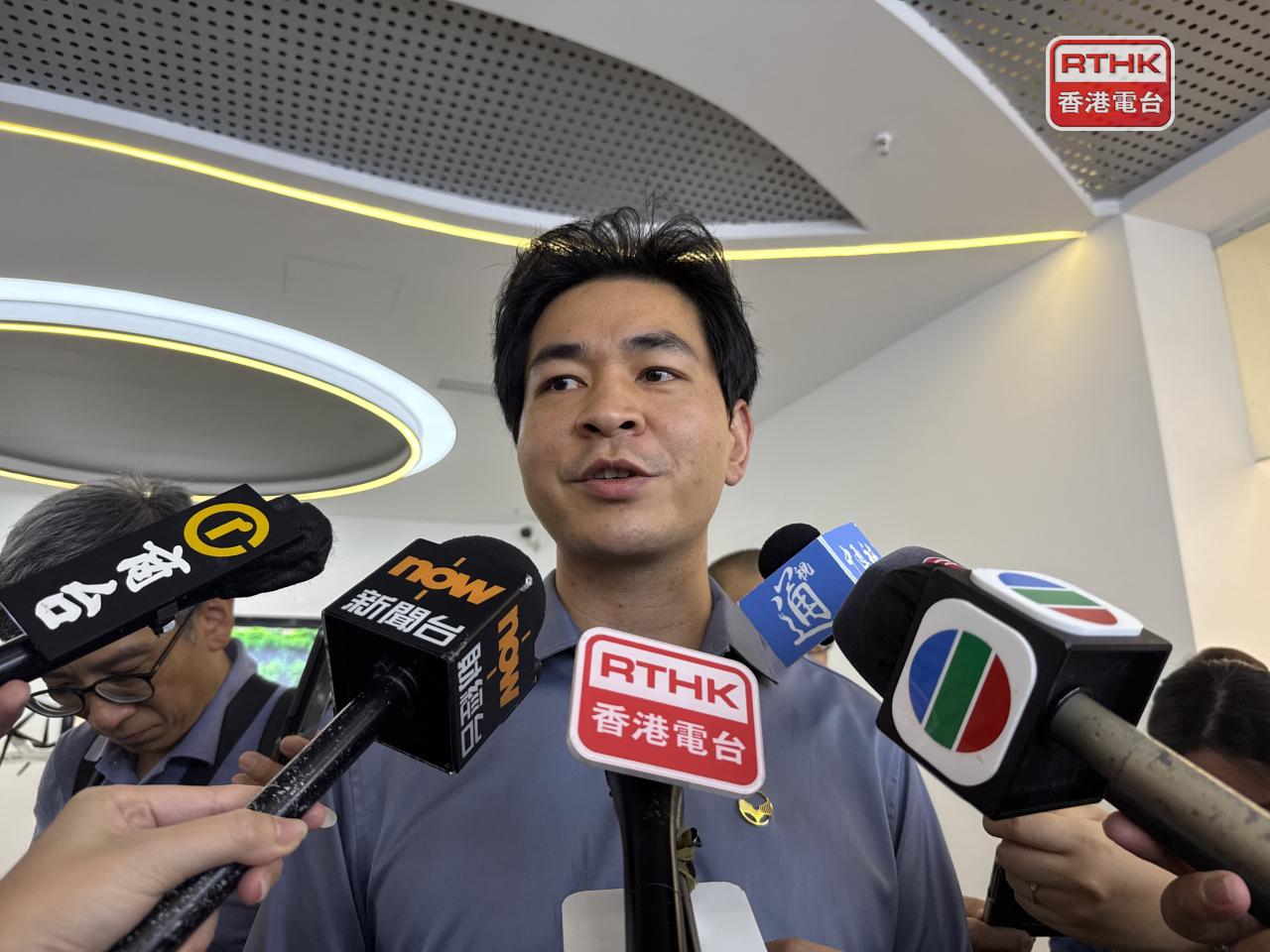 沃飛長空高級產品經理侯一接受傳媒訪問。（陳曉筠攝）