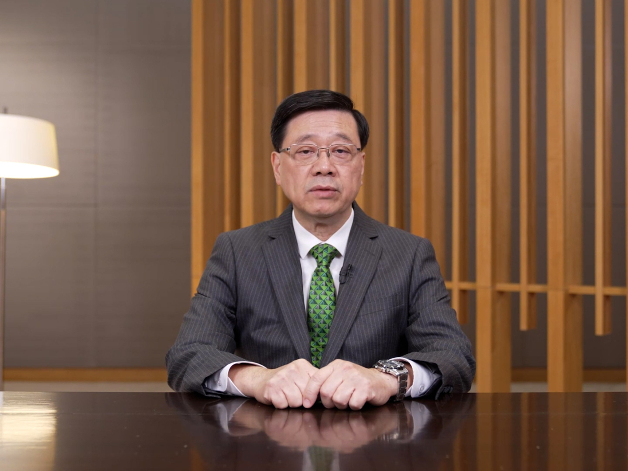 李家超說，特區政府一直全力啟發青年潛能。（政府新聞處片段截圖）