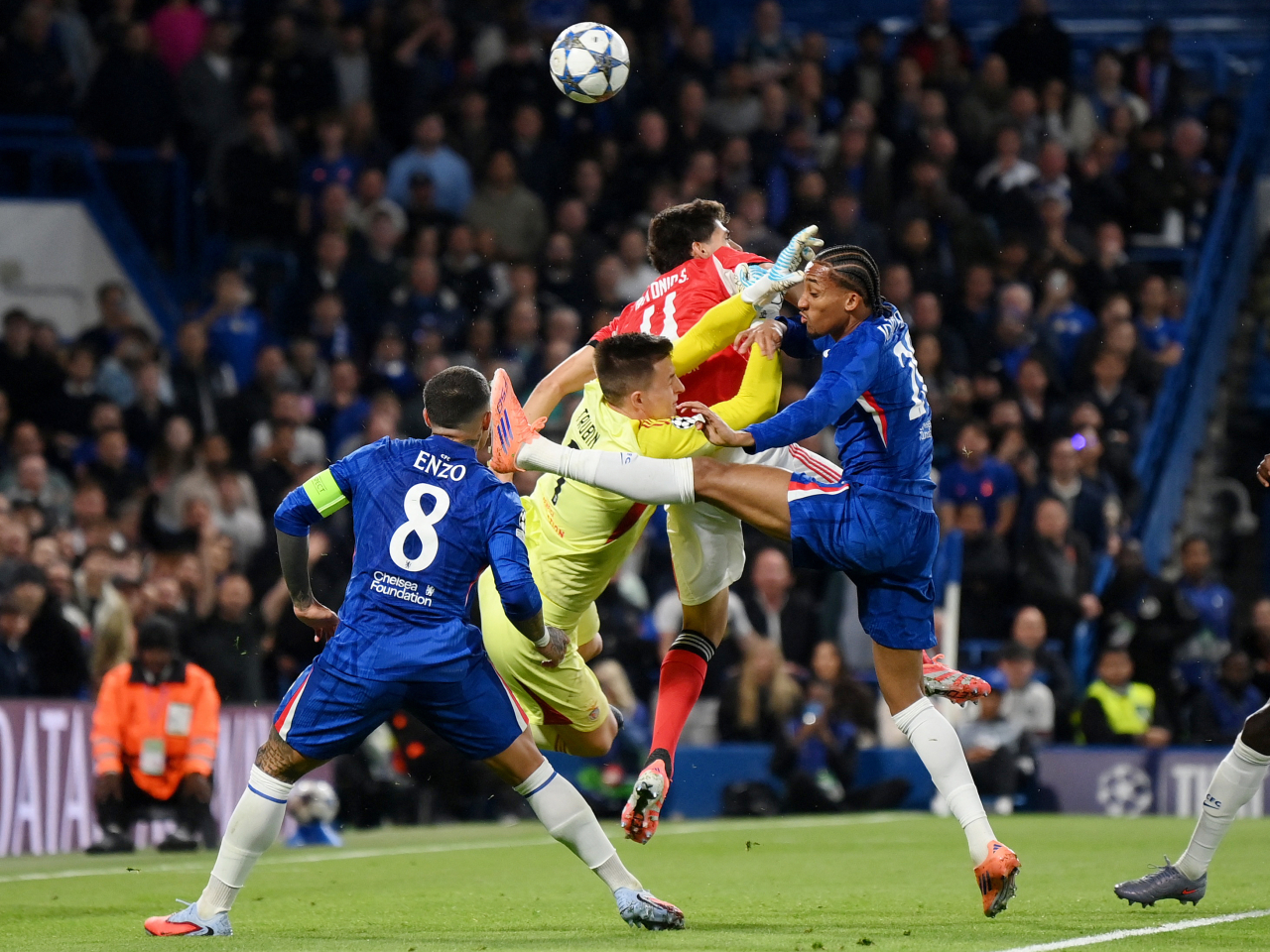 Benfica goalie Anatoliy Trubin and Antonio Silva get into a tangle with Chelsea's Joao Pedro and Enzo Fernandez. Photo: Reuters