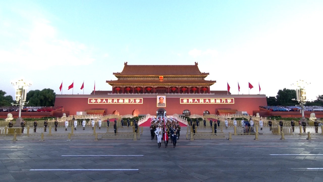 習近平:新中國76年來取得彪炳史冊的輝煌成就