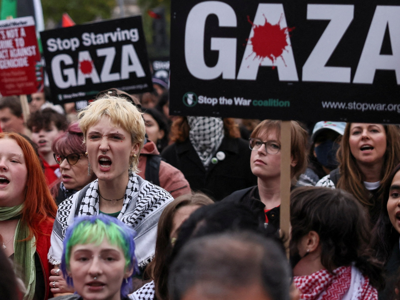 Protesters gathered in Parliament Square in London to demand protection for the Global Sumud Flotilla. Photo: Reuters