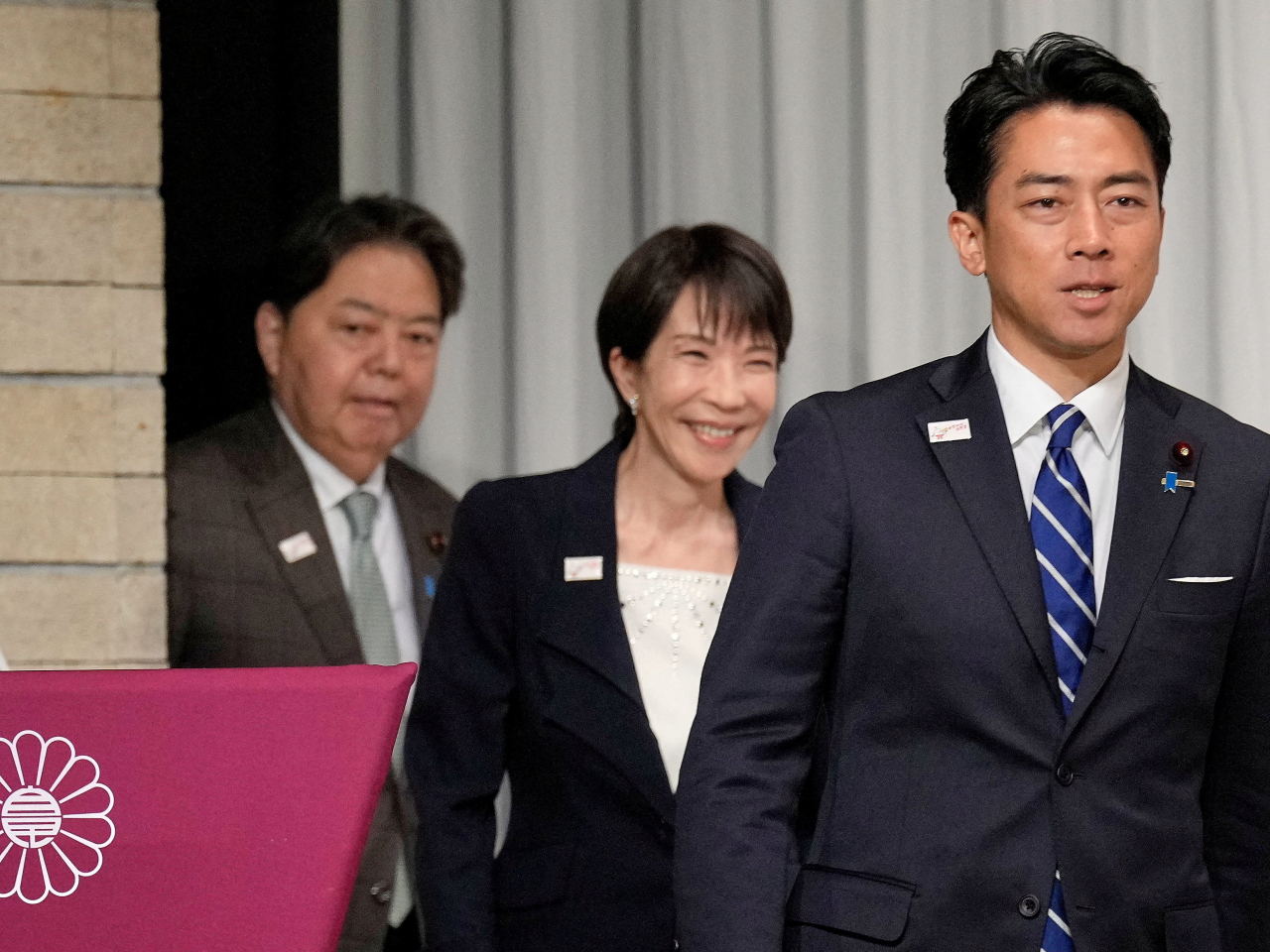 日本自民黨總裁選舉，林芳正（左）、高市早苗（中）及小泉進次郎是其中三名候選人。（路透社資料圖片）
