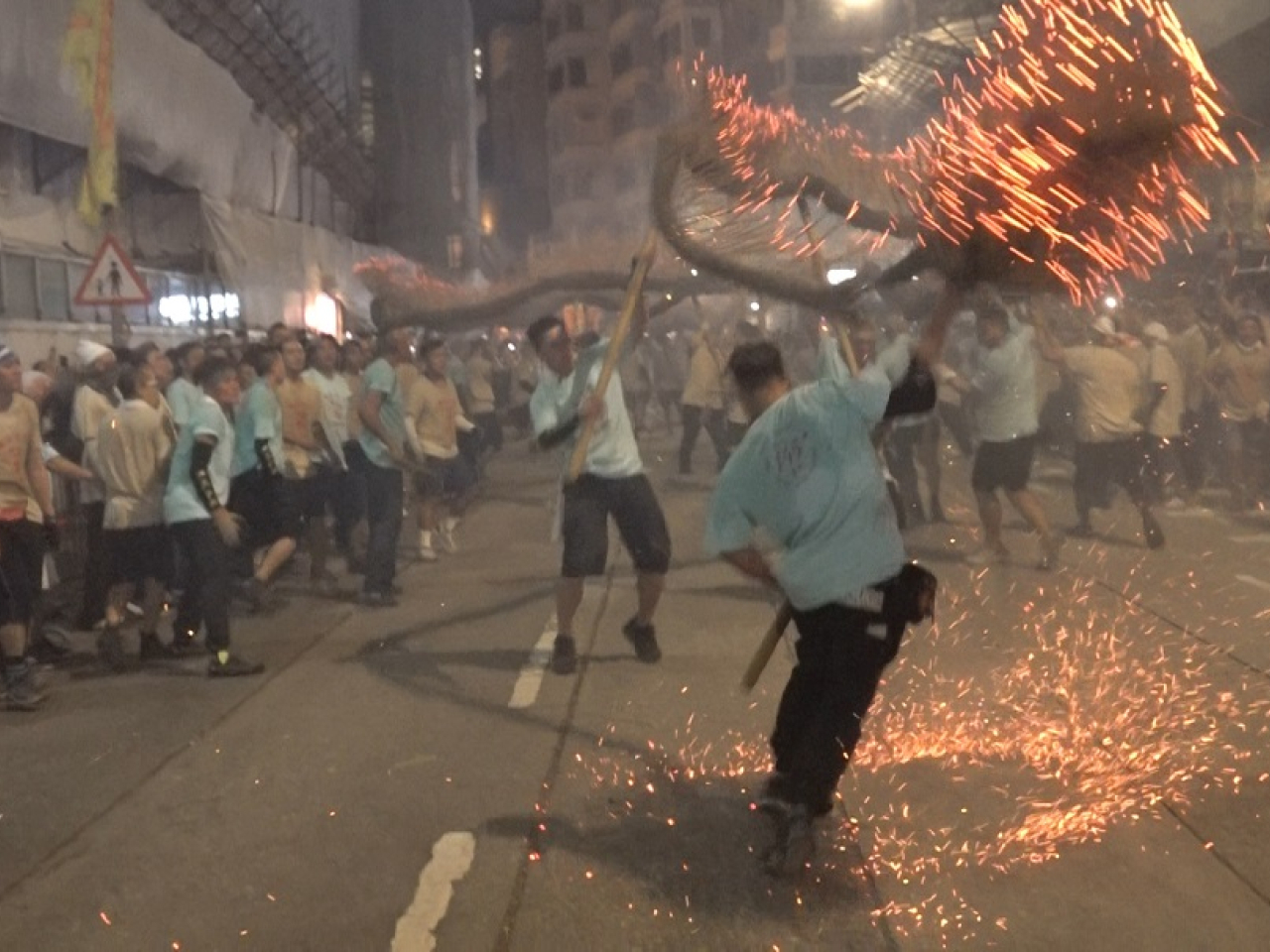 大坑舞火龍明日起一連三日舉行。（港台圖片）
