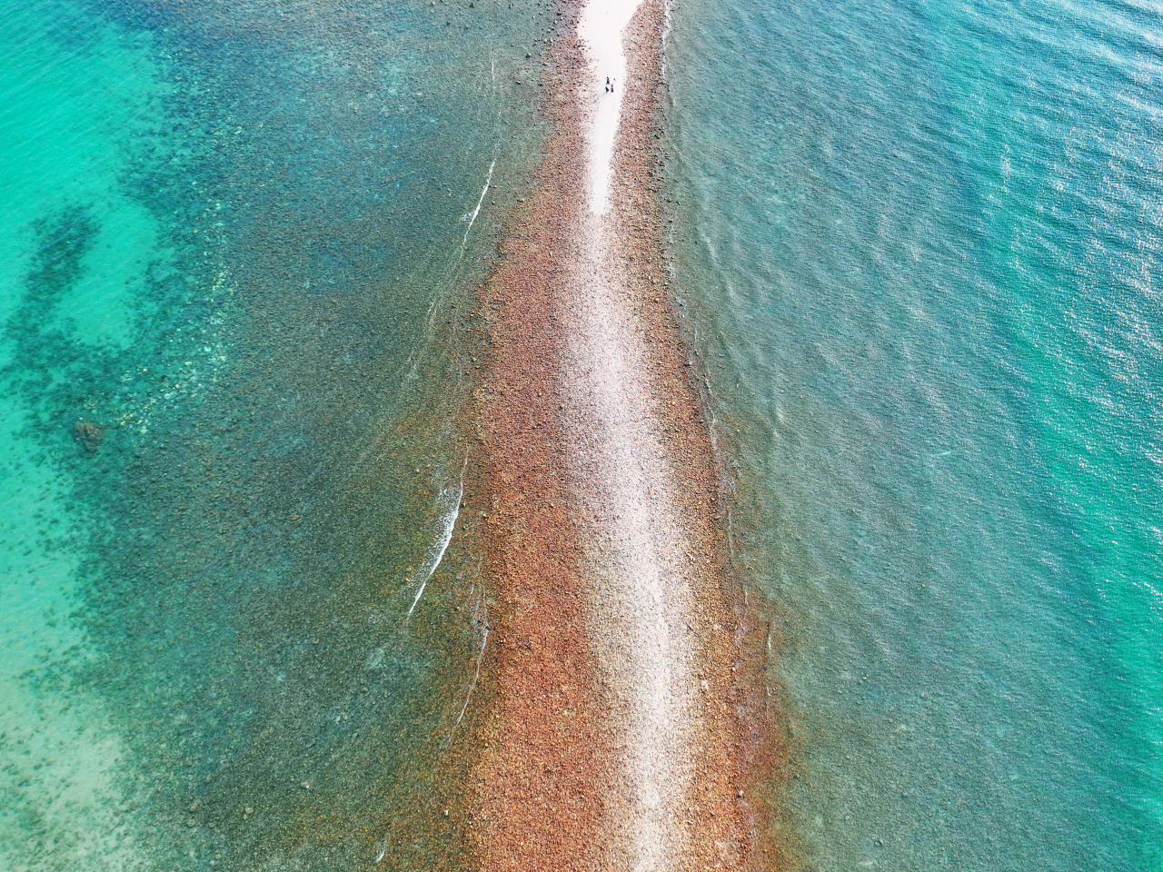 橋咀洲是位於西貢內海的一個狹長島嶼，相距西貢市僅2公里左右。（政府新聞處資料圖片）