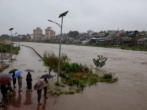 加德滿都河流氾濫導致水浸。(路透社)