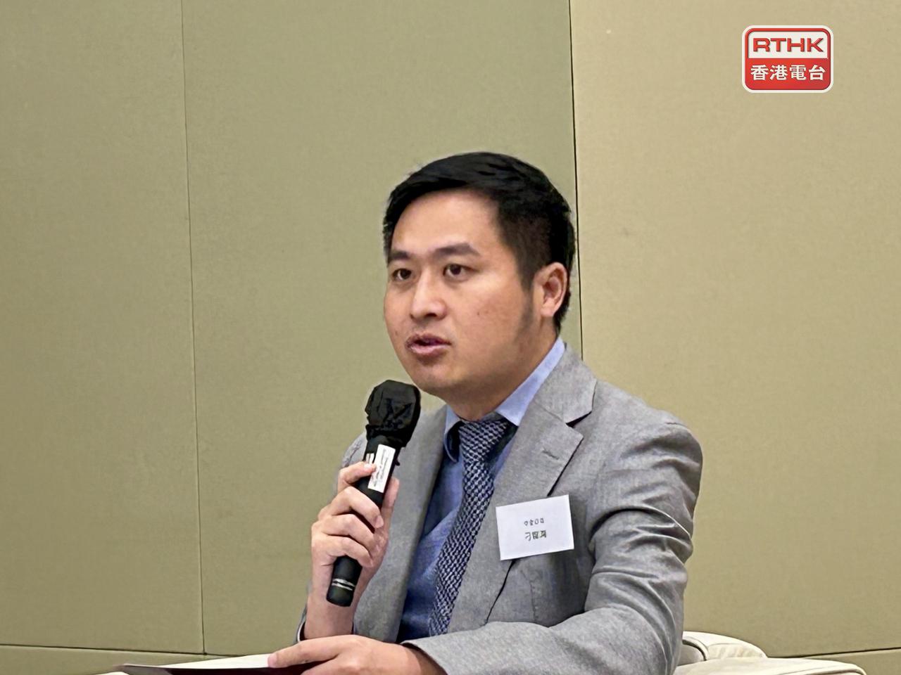 刁智海稱企業在香港可接觸更多國際投資者及上下游企業，加上政策支持，可成為出海「橋頭堡」。（羅煒皓攝）