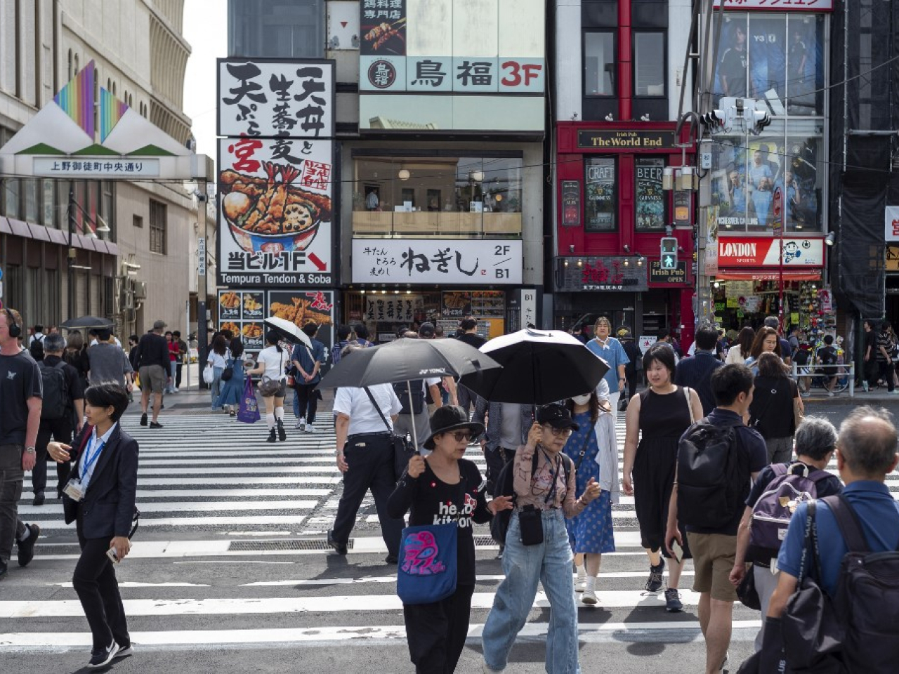 日本8月家庭支出按年增長2.3%，增幅高過市場預期中值的1.2%。（法新社資料圖片）