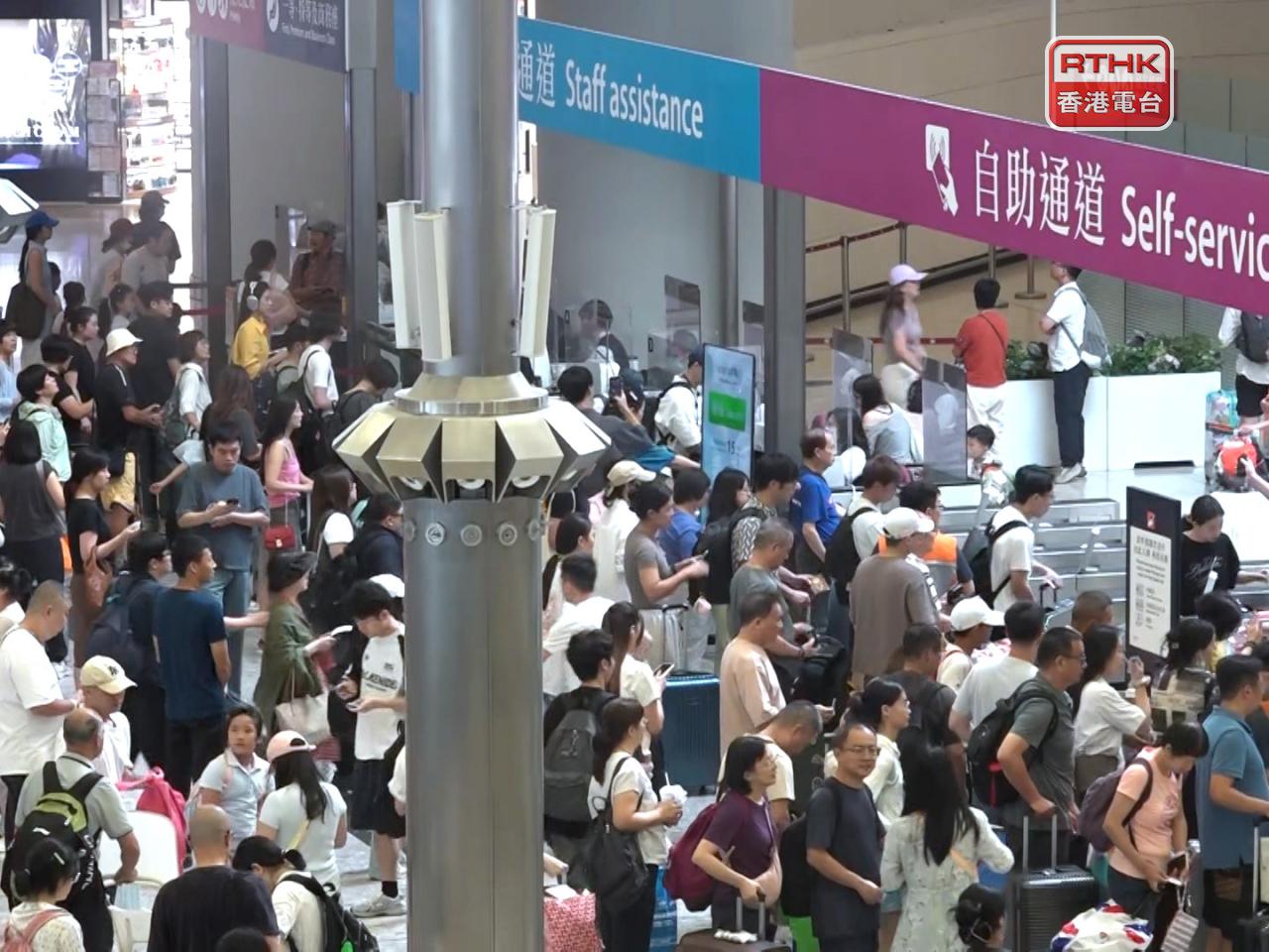 最多內地旅客經西九高鐵站出境，有近3千人次。（林紹鋒攝）