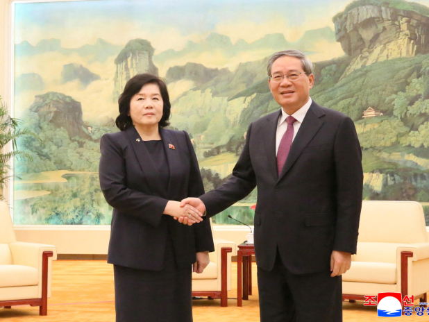 李強上星期在北京與訪華的北韓外相崔善姬會談。(路透社資料圖片)