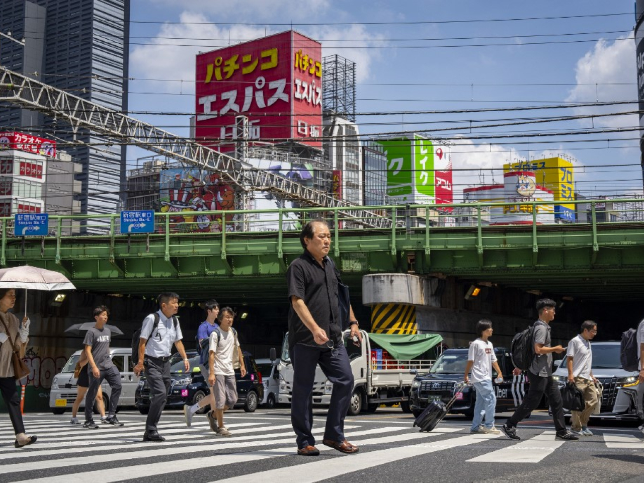 日本8月經通脹調整的實質工資按年跌1.4%，連續8個月下跌，跌幅3個月來最大。（法新社資料圖片）