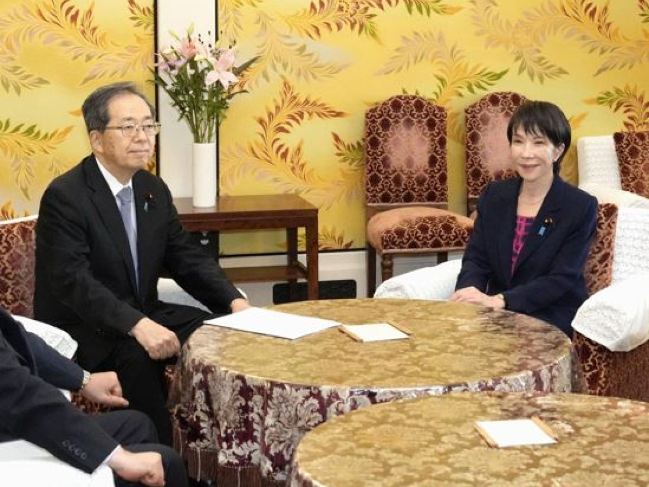 Sanae Takaichi's failure to convince Tetsuo Saito in a meeting in parliament on Friday to back her leadership has given the opposition a once-in-a-decade opportunity: Photo: Reuters
