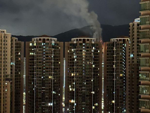 青衣灝景灣凌晨4時許發生火警。（網上圖片）