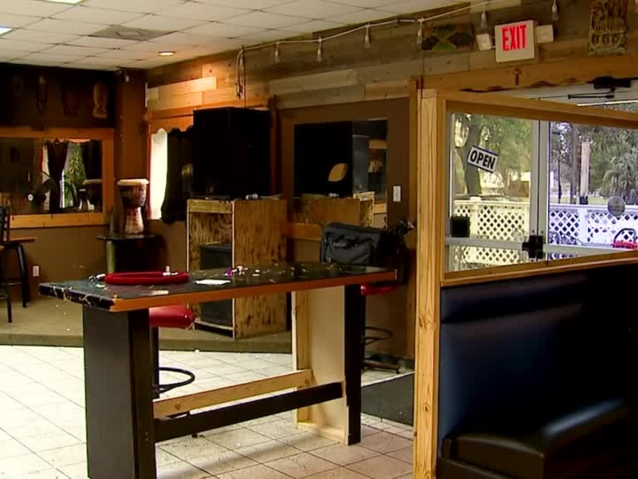 The shooting took place while Willie's Bar was packed for a Battery Creek High School alumni tailgate event. Photo: Reuters