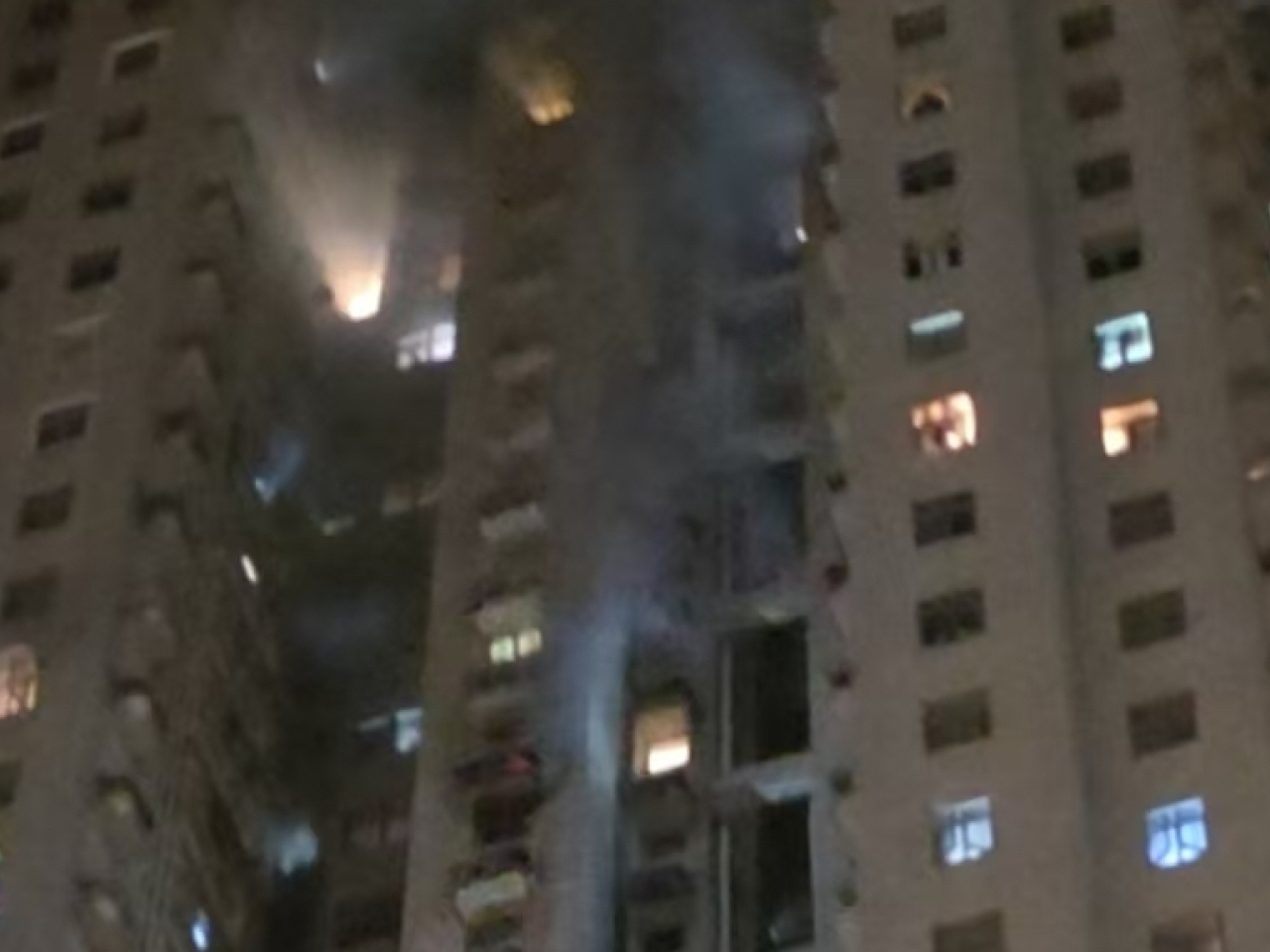 小西灣富怡花園發生火警，約150人疏散。（網上圖片）