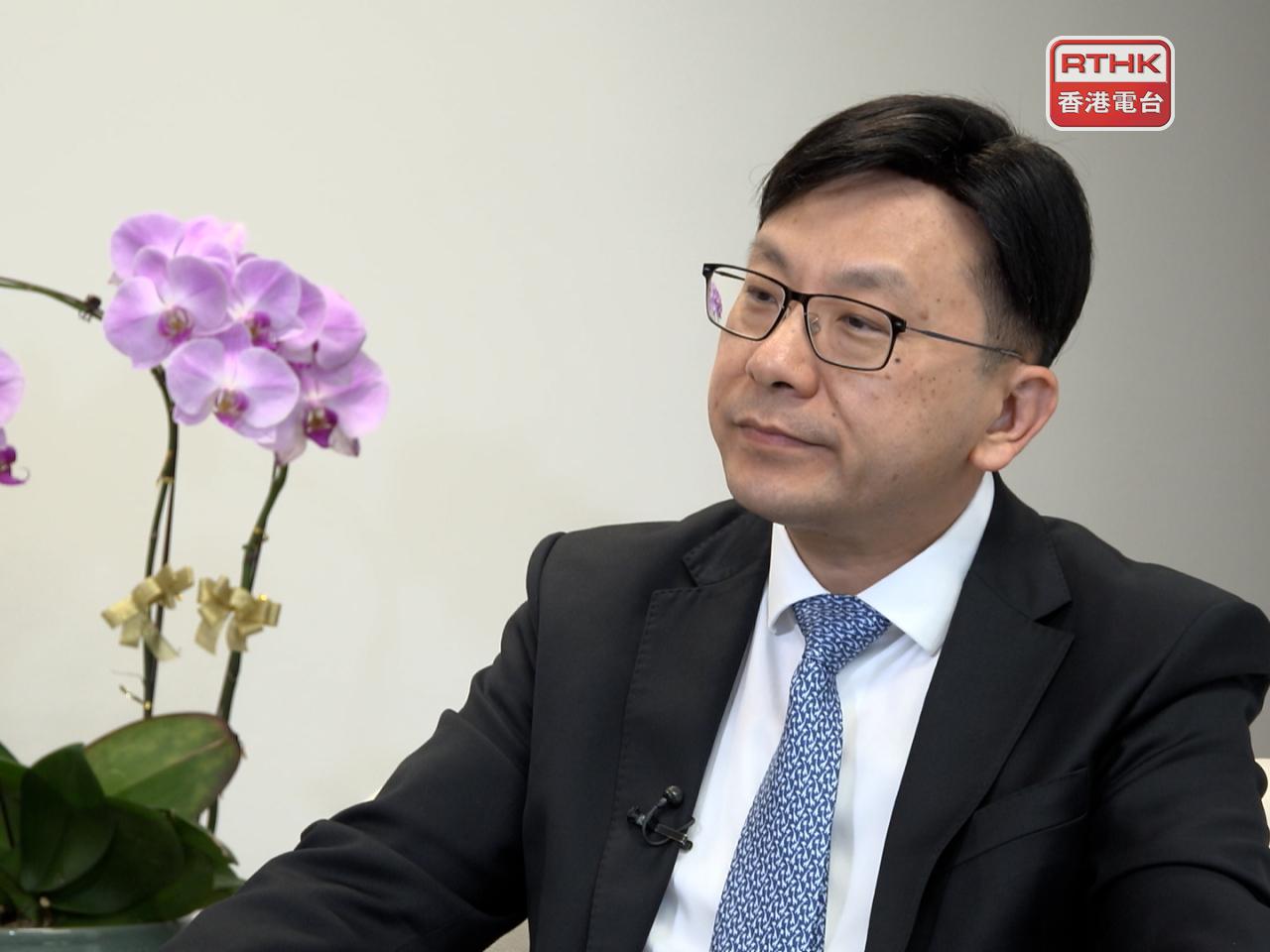 孫玉菡表示，投訴主要涉及餐飲服務業、製造業及清潔服務業。（港台圖片）