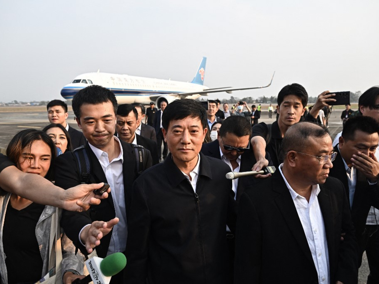 Assistant Public Security Minister Liu Zhongyi is surrounded by the media in Mae Sot, Myanmar, after inspecting the repatriation of scam centre workers and victims back to China. File photo: AFP