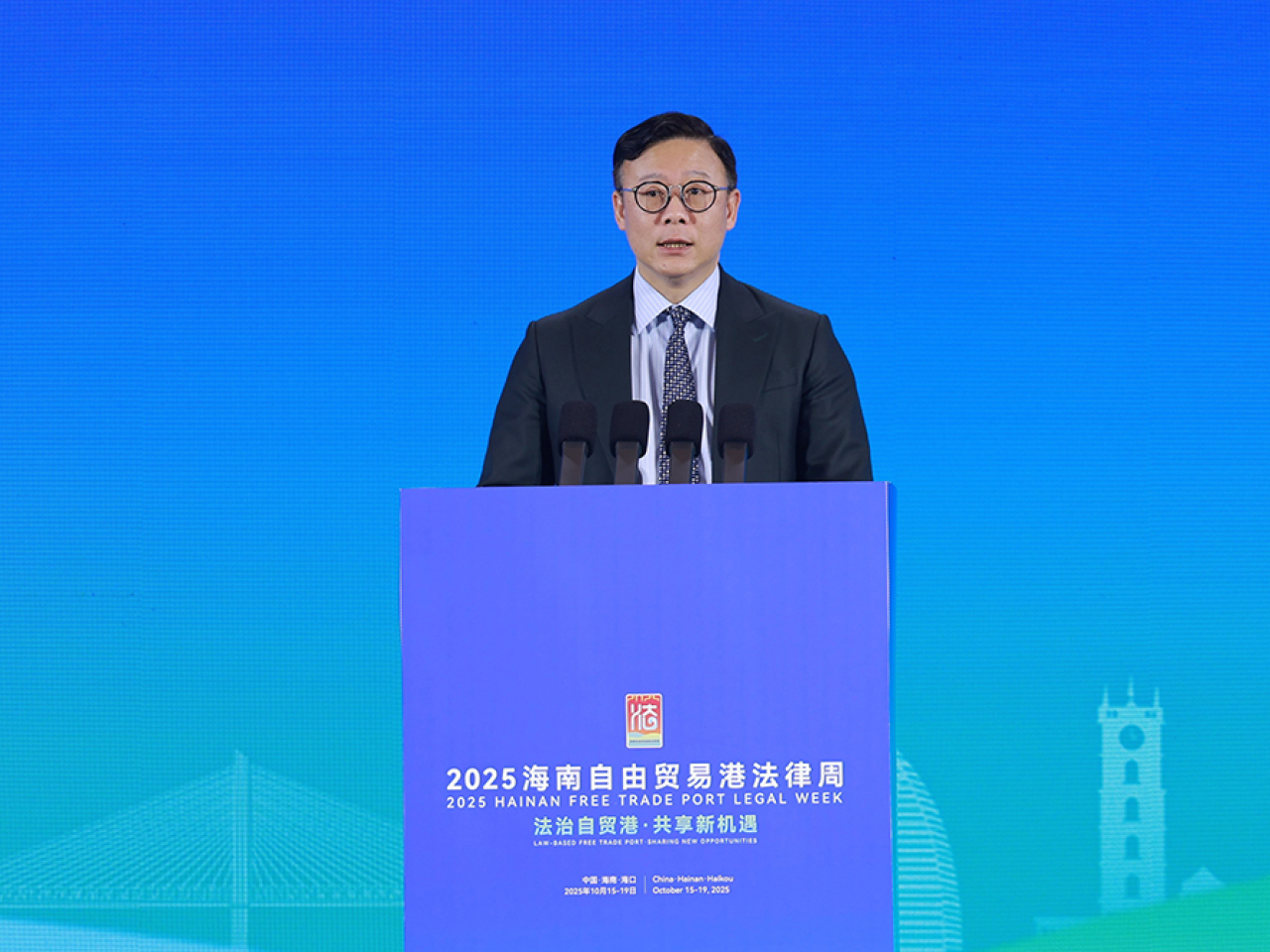 張國鈞提到，香港樂意為海南提供優質的涉外法律服務。（政府新聞處）
