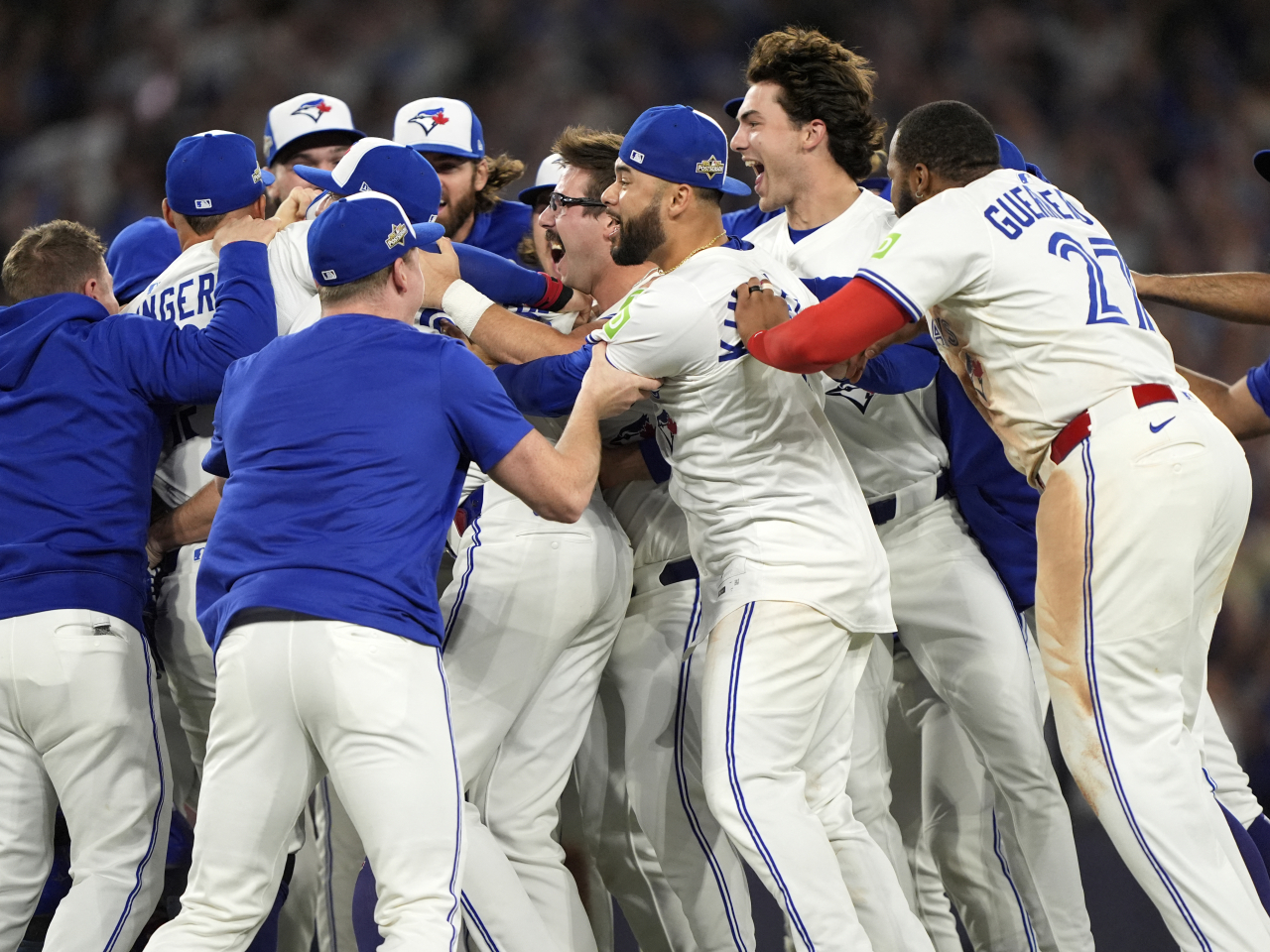 Toronto's 4-3 win over Seattle sends them to the Fall Classic for the first time in over three decades. Photo: Reuters