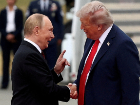 Trump shelves plan for meeting with Putin