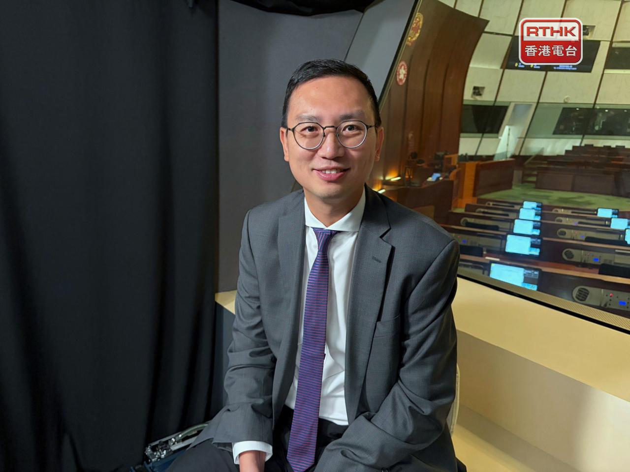 李鎮強表示，自由黨將在明天舉行常委會，商討參選名單。（陳樂謙攝）