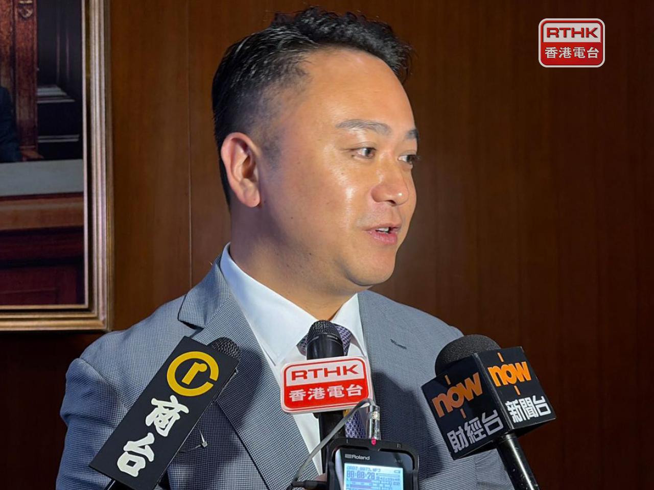 李世榮表示，日後會留在愛國愛港的平台服務，形容初心不變。（陳樂謙攝）