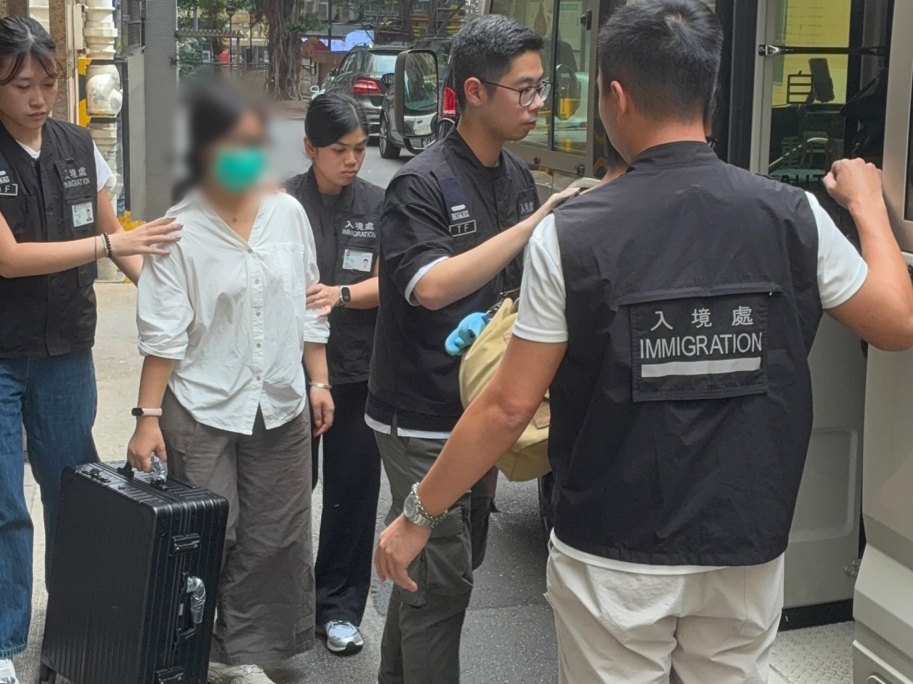 入境處上周五至昨日在全港多區展開反非法勞工行動。(政府新聞處)