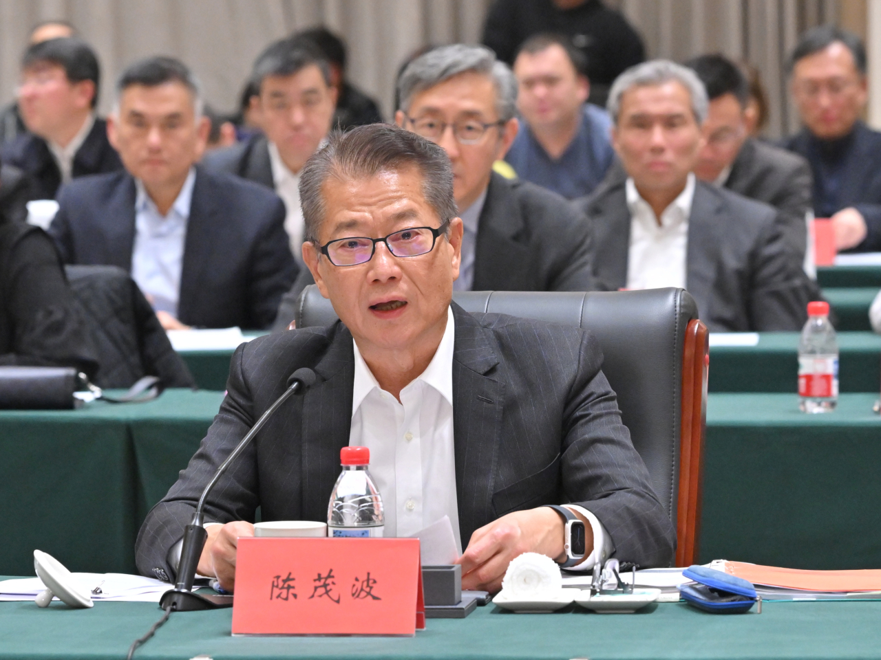 陳茂波在座談上發言。(政府新聞處)