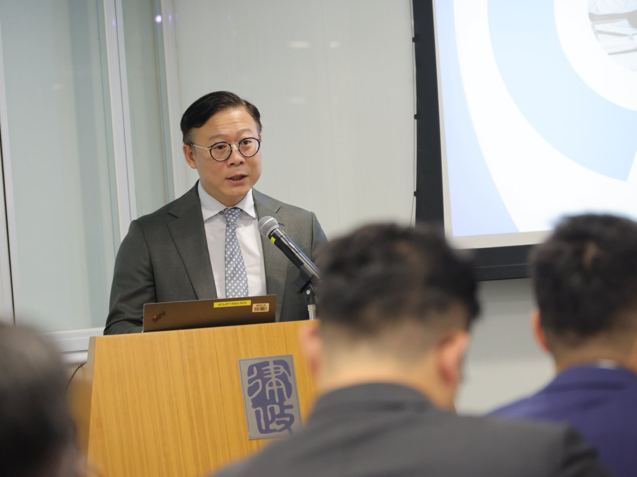 張國鈞說,大灣區律師具備雙重執業資格,可在促進大灣區的法治建設、貢獻國家高質量發展方面,扮演重要角色。(張國鈞社交網頁圖片)