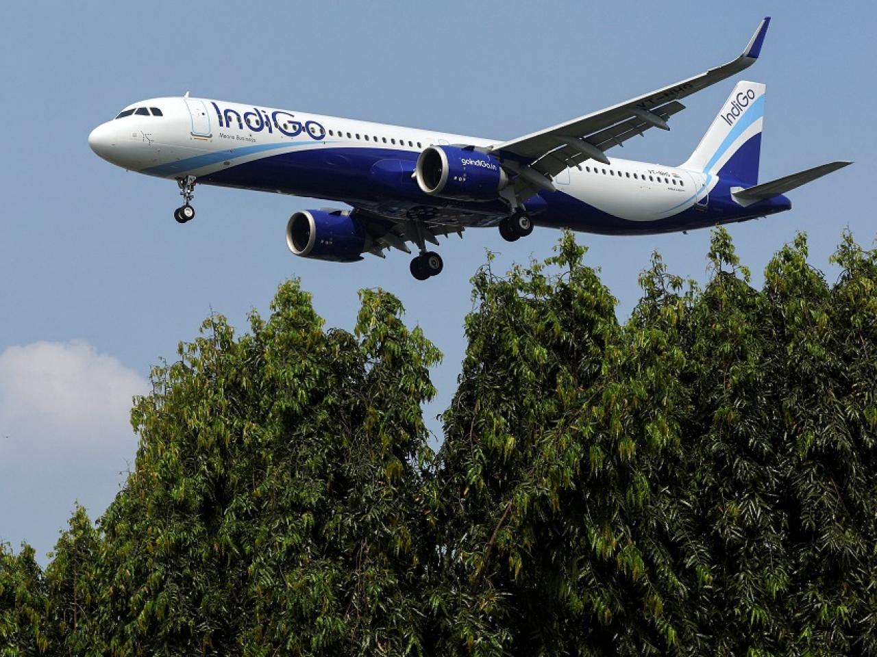 An IndiGo flight from Kolkata touched down in Guangzhou shortly before 4:00 am, officially resuming direct air links that had been suspended since 2020. Photo: Reuters
