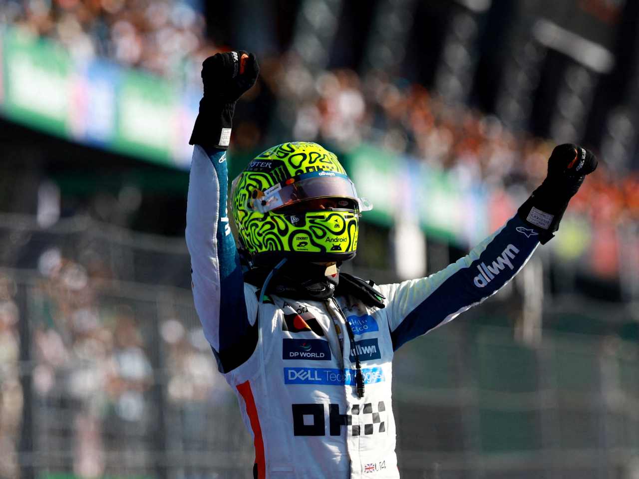 Norris's triumph in Mexico City opens a one-point gap over his McLaren teammate Oscar Piastri. Photo: Reuters