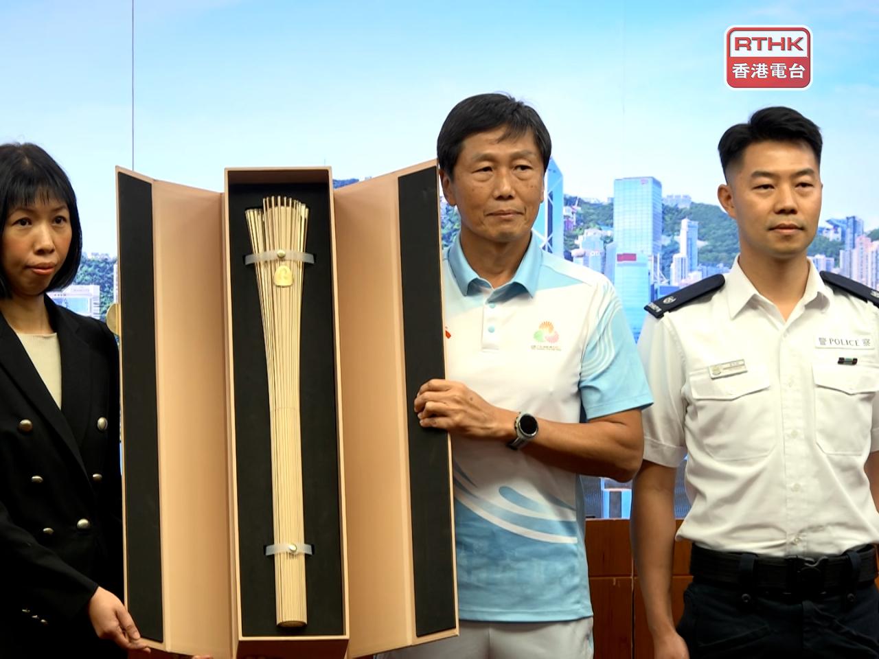 香港火炬傳遞路線10公里,50名火炬手體育界佔一半。(孔令輝攝)